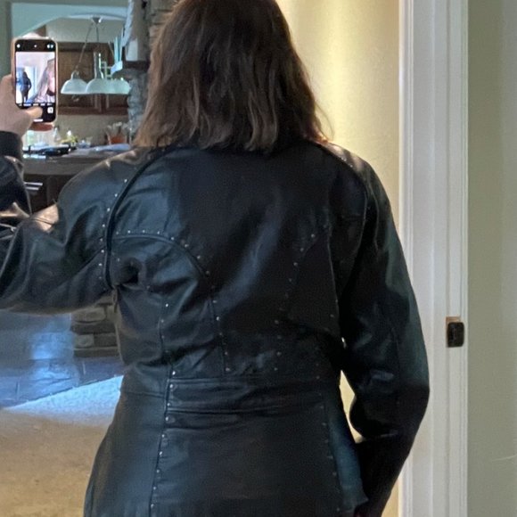 🌷HOST PICK 🌷 Harley-Davidson Black Leather Vintage Motorcycle - Picture 2 of 13